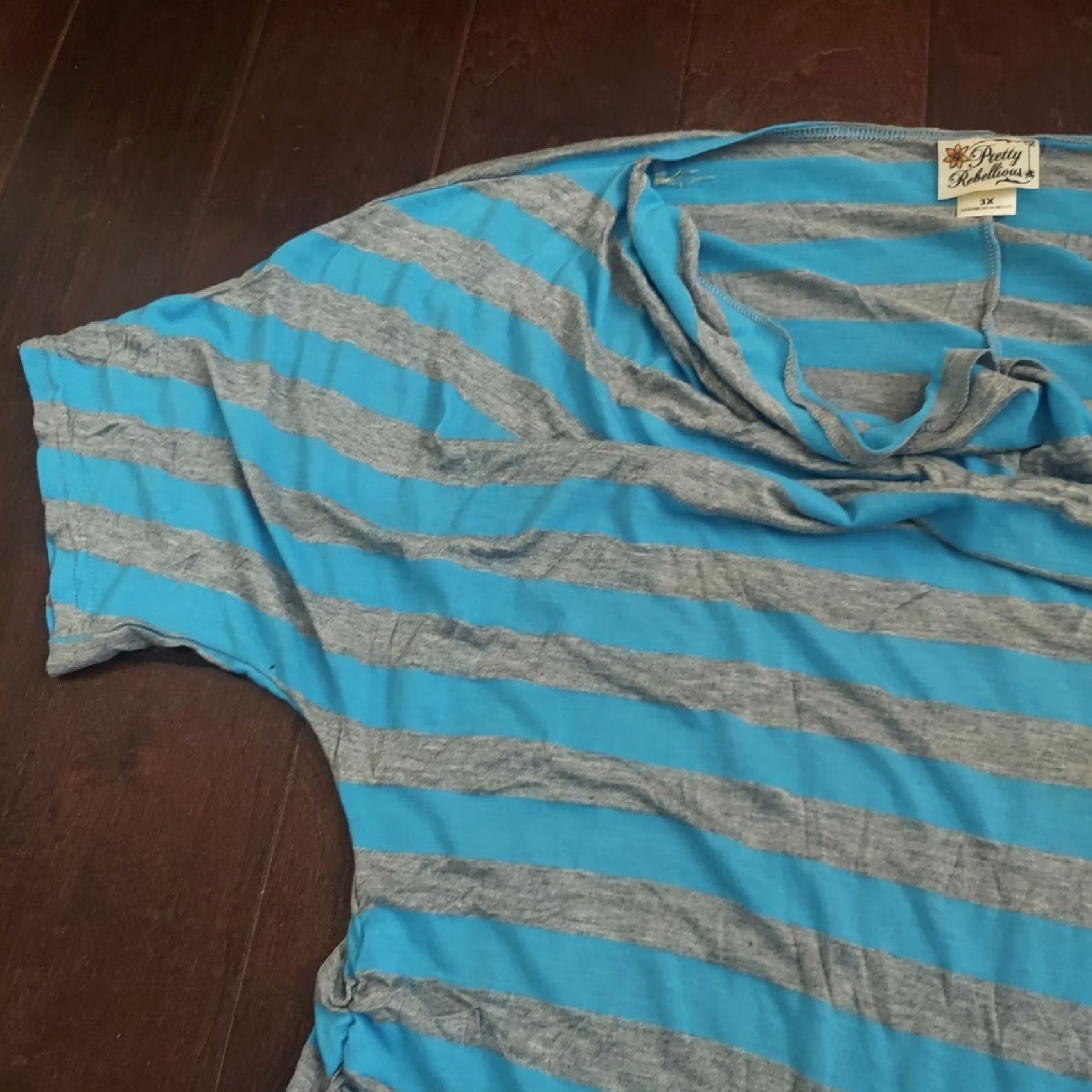 Vintage Pretty Rebellious Blouse Shirt Women 3XL Blue Gray Stripe Side Ruching Short Sleeve Plus Size Casual Summer Spring Fall Winter Size XXL / US 16-18 / IT 52-54 - 5 Thumbnail