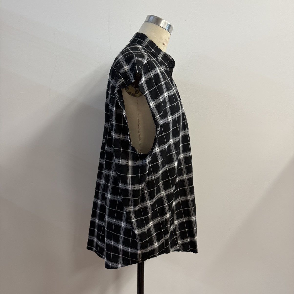 Balenciaga Balenciaga 2018 Layered Hybrid Shirt Plaid + Red Tee Size US M / EU 48-50 / 2 - 8 Thumbnail