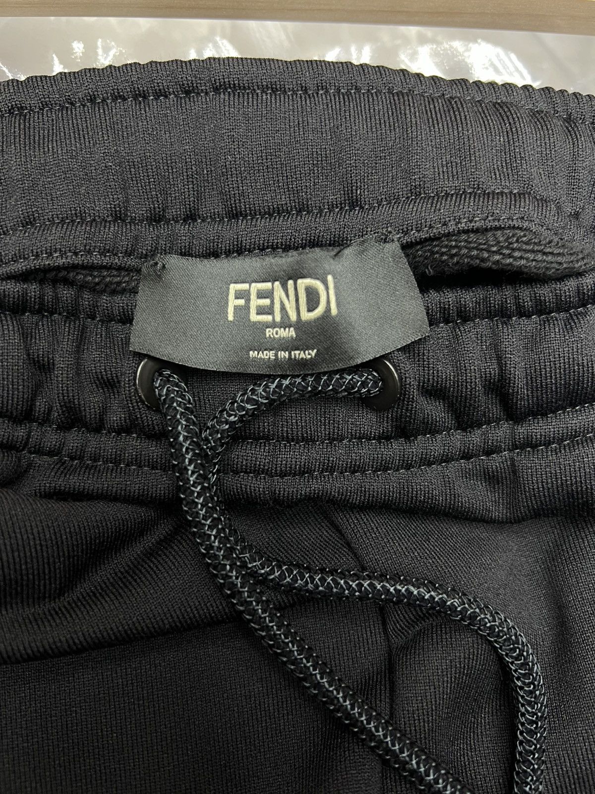 Fendi Fendi Neon Logo Sweatsuit Set Size US XL / EU 56 / 4 - 20 Thumbnail