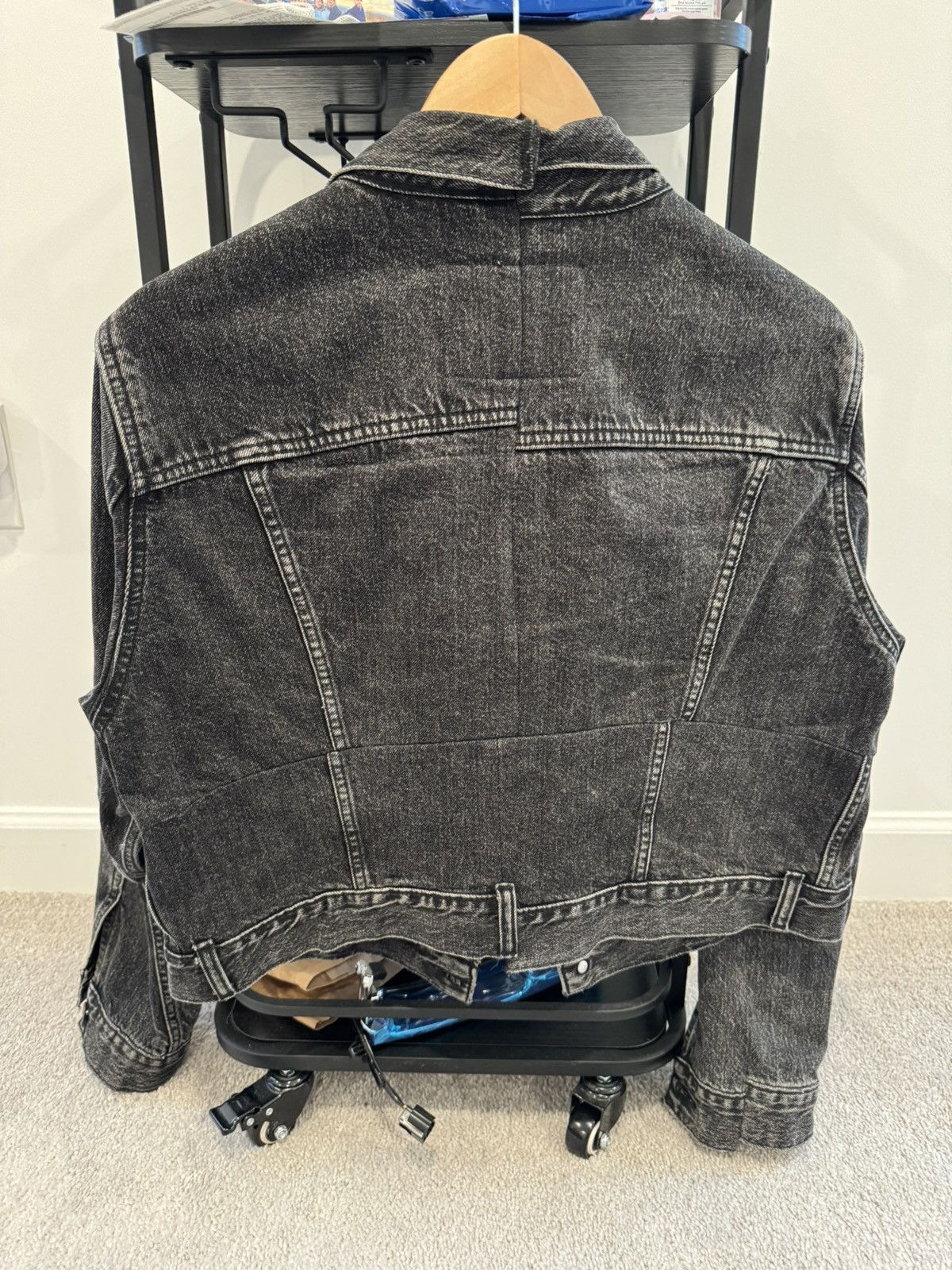 Levi's × Vetements Vetements x Levi’s Reworked Denim Jacket Size US M / EU 48-50 / 2 - 9 Thumbnail