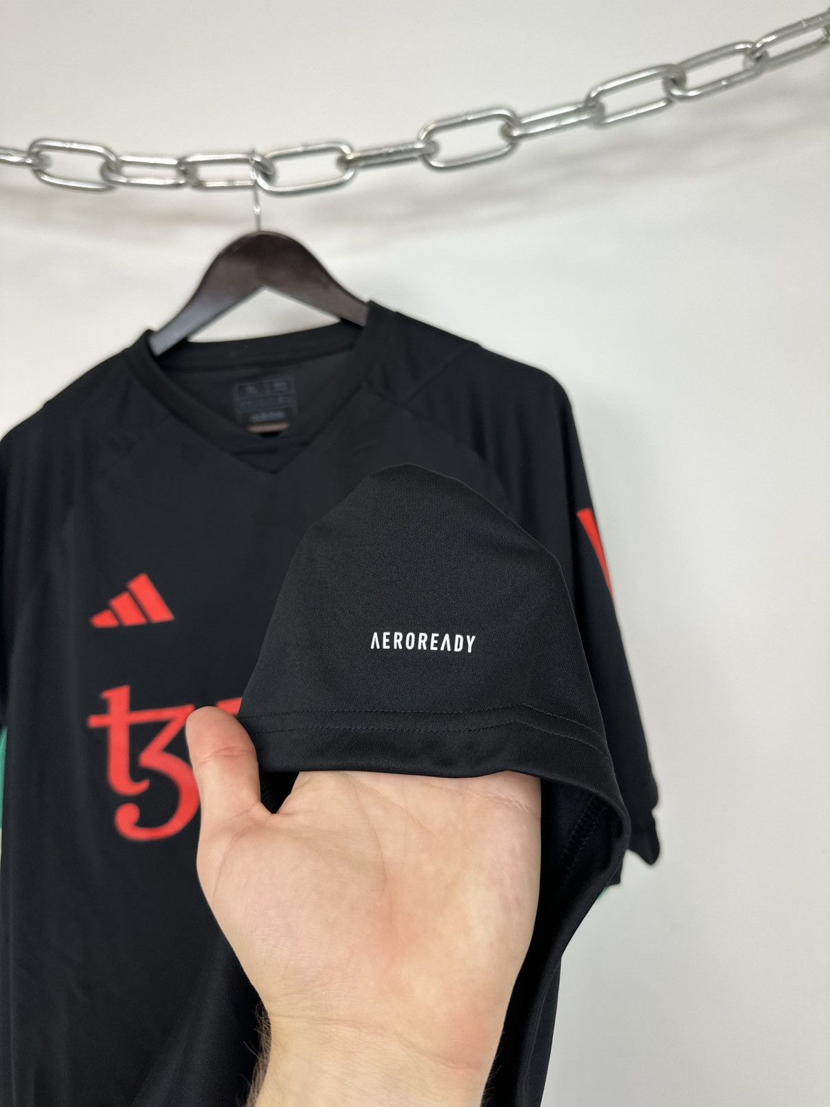 Adidas Adidas Manchester United 2023 2024 Training Soccer Jersey Size US XL / EU 56 / 4 - 7 Thumbnail