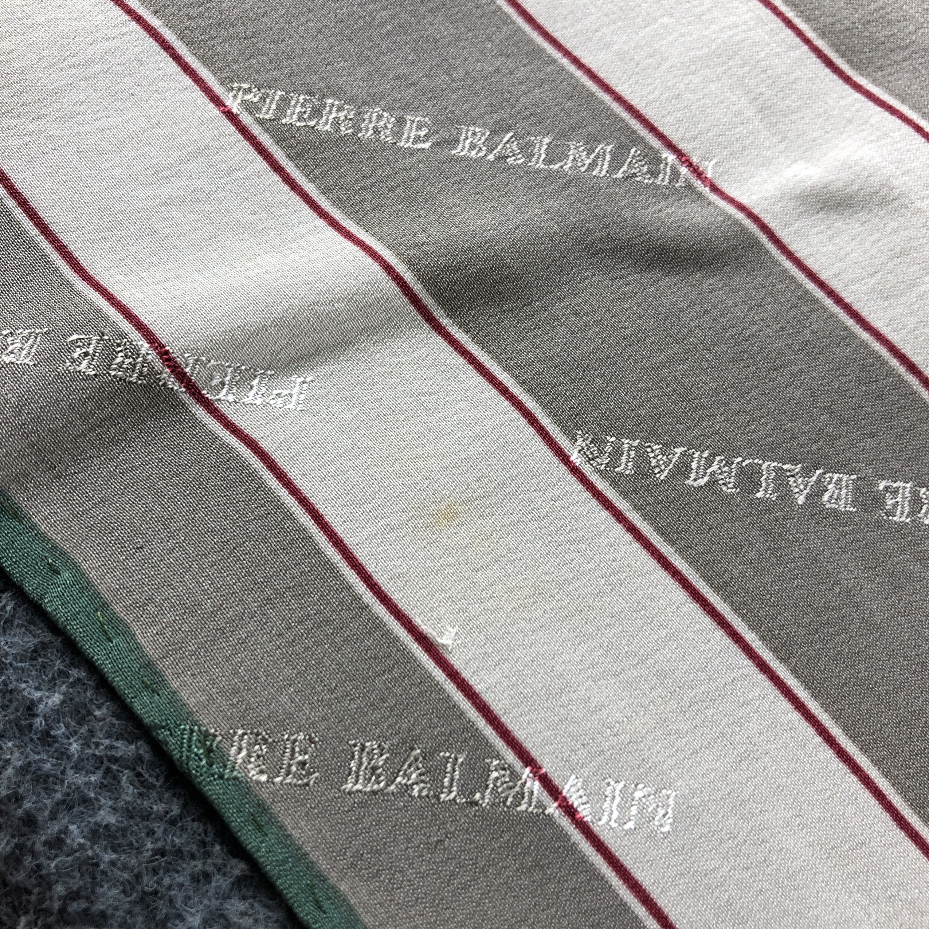 Pierre Balmain Vintage Pierre Balmain Silk Scarf M1258 Size ONE SIZE - 7 Thumbnail
