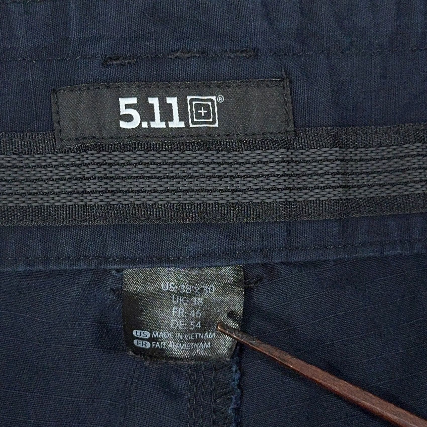 Vintage 5.11 Tactical Cargo Pants Mens 38x29 Navy TacLite EMS Ripstop Workwear Pants Size US 38 / EU 54 - 3 Thumbnail