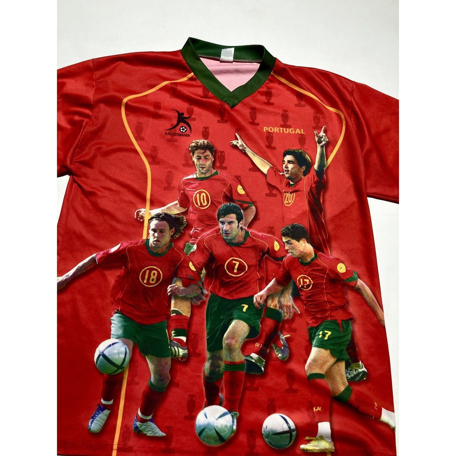 Vintage Portugal 2000 World Cup All Over Print Cristiano Ronaldo Size US XL / EU 56 / 4 - 2 Thumbnail