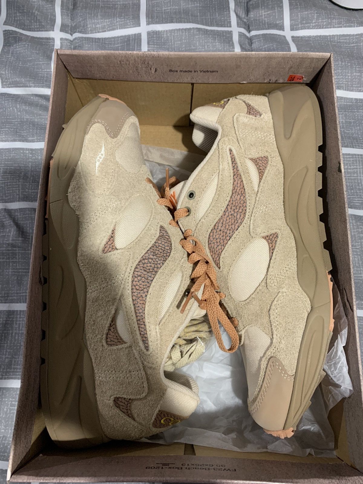 image of Colour Plus Companie x Saucony Grid Shadow 2 Color Plus Sand Shoes in Brown, Men's (Size 14)