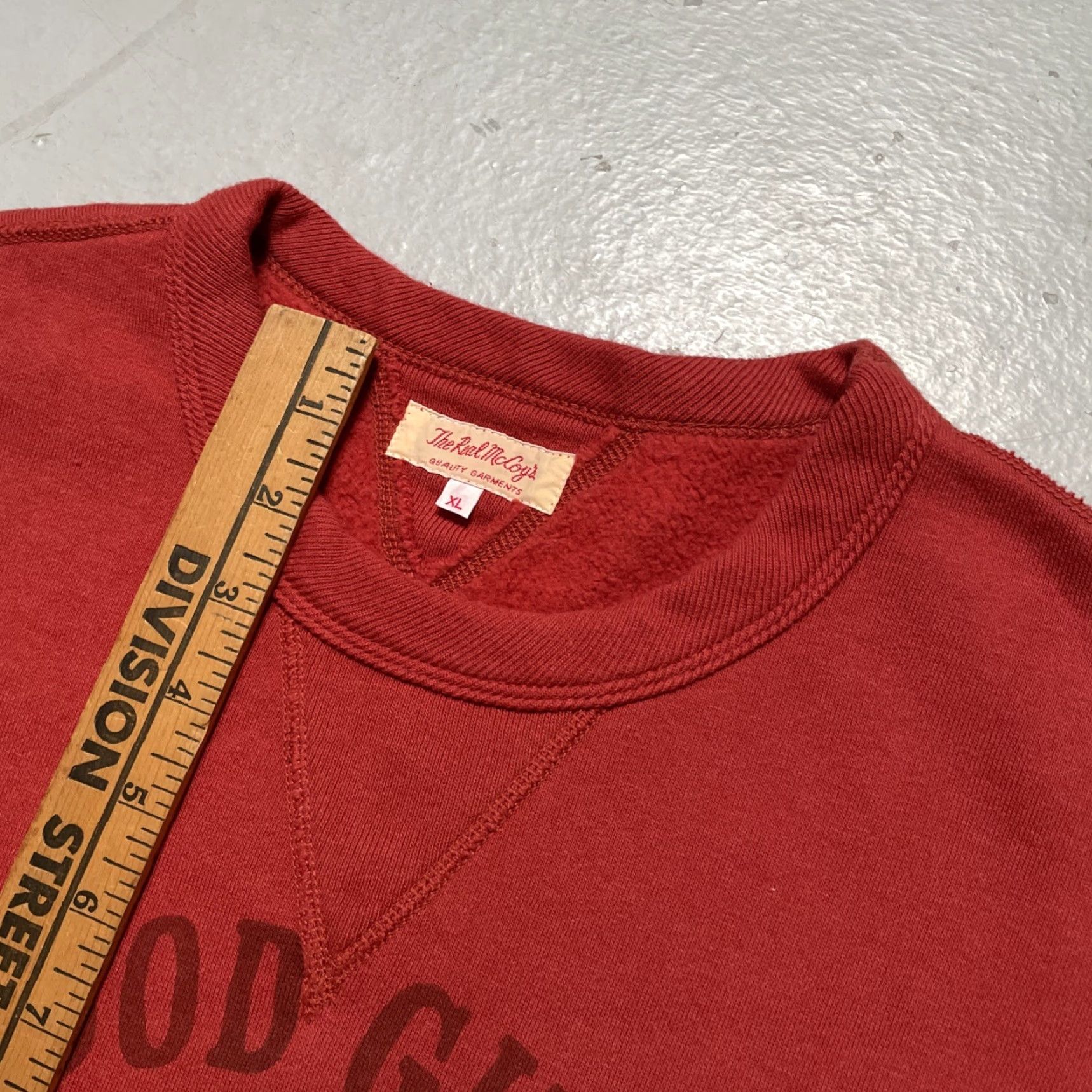 Vintage The Real McCoy's Sweatshirt College Style Cotton Military Pullover Unisex Adults XL Burnt Red Size US XL / EU 56 / 4 - 4 Thumbnail