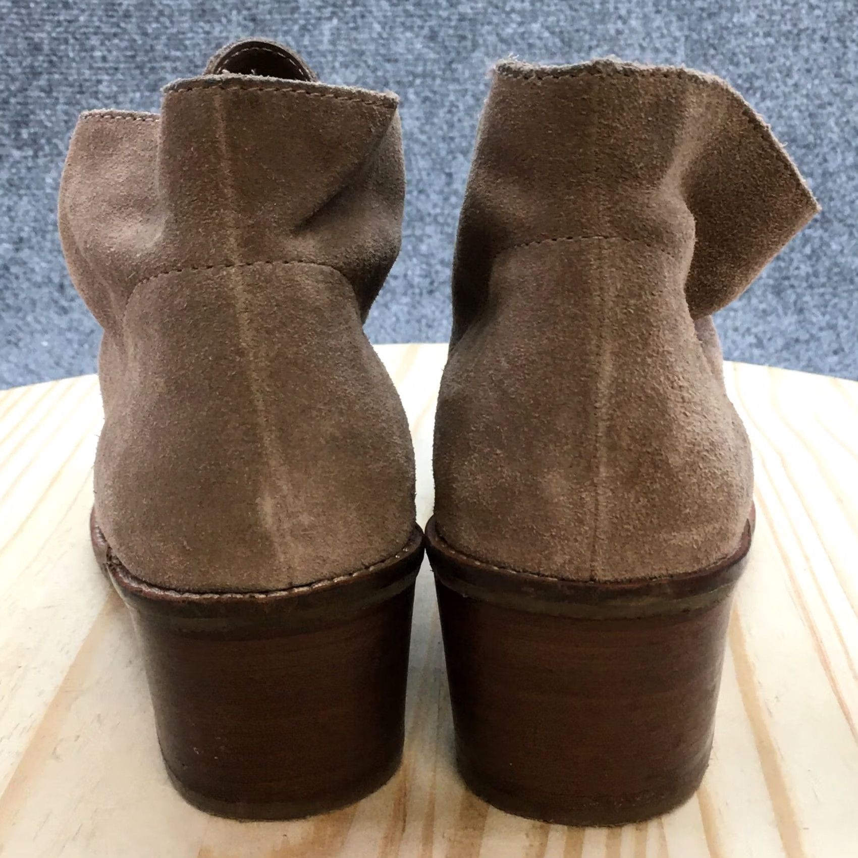 Dolce Vita Dolce Vita Boots Womens 9 Casual Lace Up Ankle Bootie Brown Suede Block Heels Boots Brown Suede Block Heels Womens 9 Size US 9 / IT 39 - 7 Thumbnail