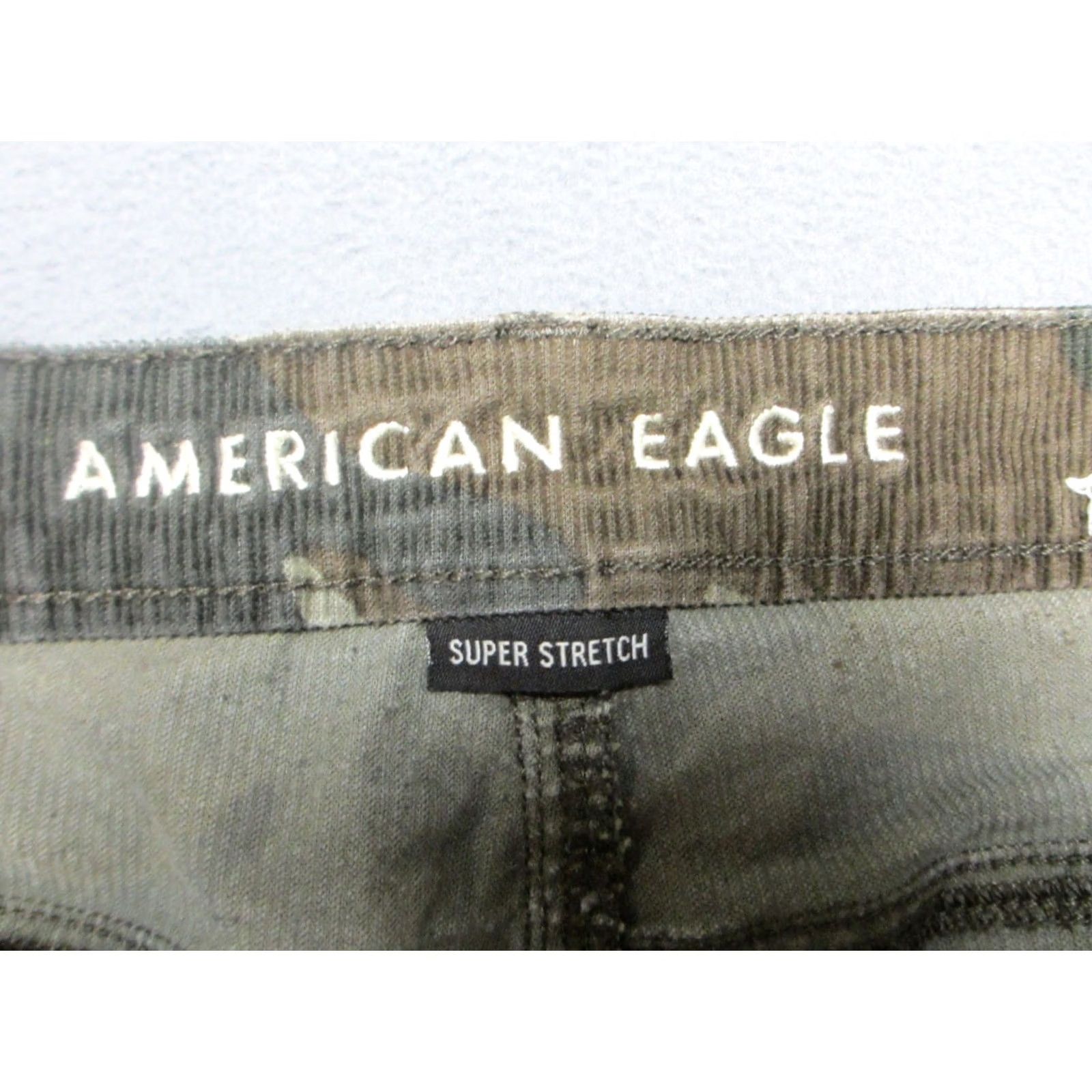 American Eagle Outfitters American Eagle Outfitters Pants Womens 20 Green Camo Corduroy Super Stretch Size 42" / US 20 - 4 Thumbnail