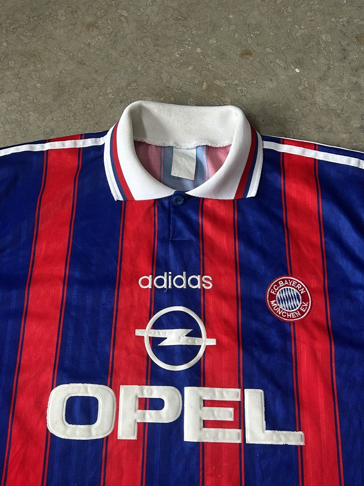 Adidas Adidas Bayern München Opel Vintage Soccer Jersey 1995/96 Size US L / EU 52-54 / 3 - 13 Thumbnail