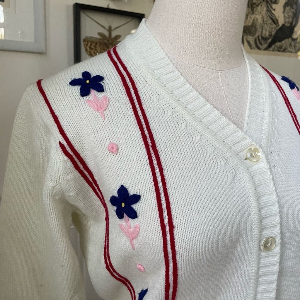 Vintage Vintage 70s Starlight Trading Co Embroidered Cropped Cardiga Size S / US 4 / IT 40 - 2 Thumbnail