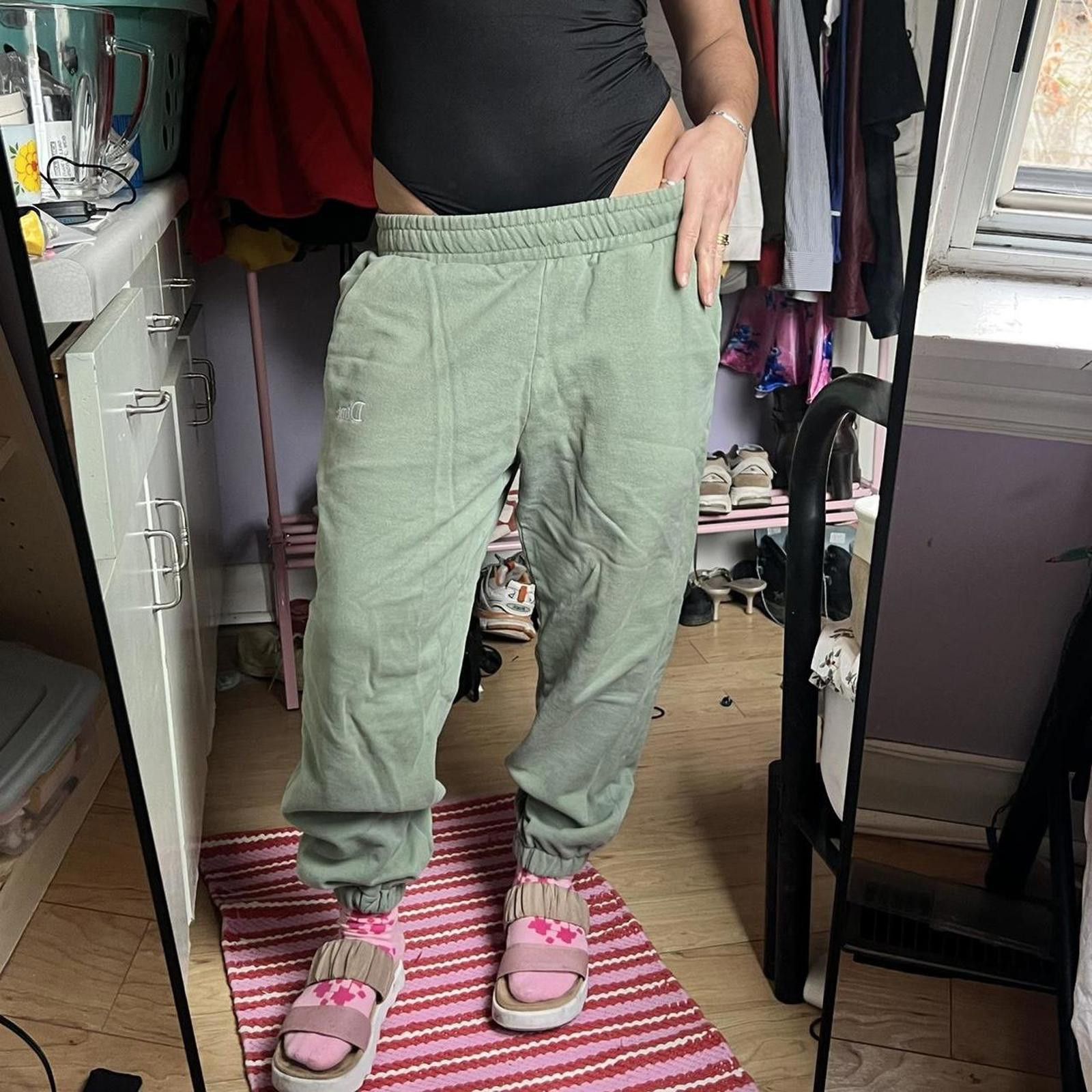 Dime Dime Sweatpants Size US 30 / EU 46 - 1 Thumbnail