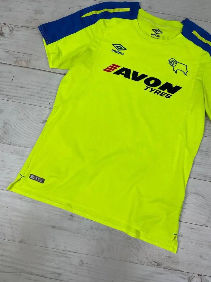 Umbro Umbro DERBY COUNTY 2017 2018 AWAY SHIRT SOCCER JERSEY Size US L / EU 52-54 / 3 - 3 Thumbnail