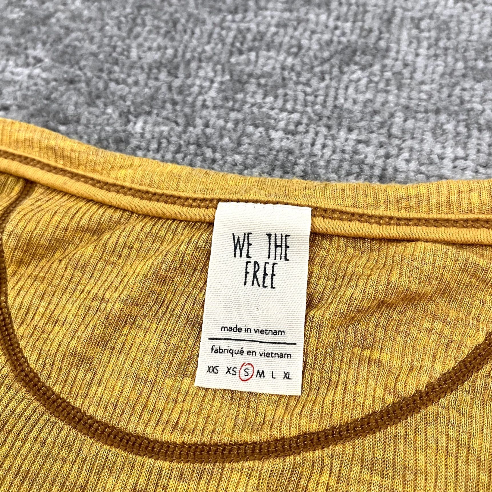 Vintage FREE PEOPLE Shirt Women Small Oversized Yellow Golden Gate Tee Dolman Sleeve Womens Size S / US 4 / IT 40 - 3 Thumbnail