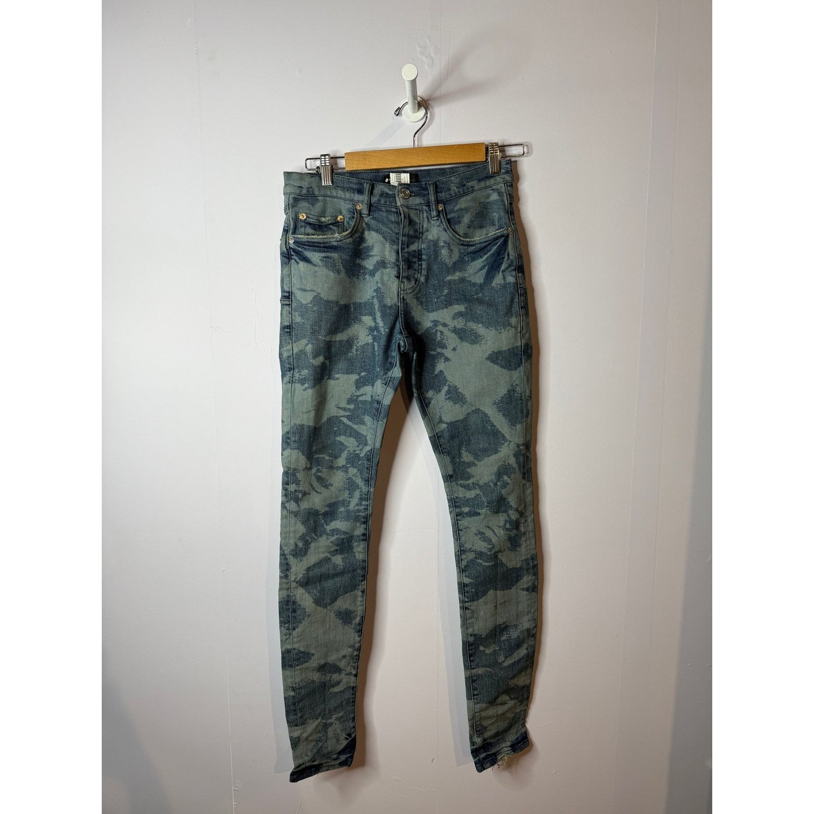 Purple Brand Purple Brand Blue Dye Light Wash Jeans Size US 28 / EU 44 - 1 Thumbnail