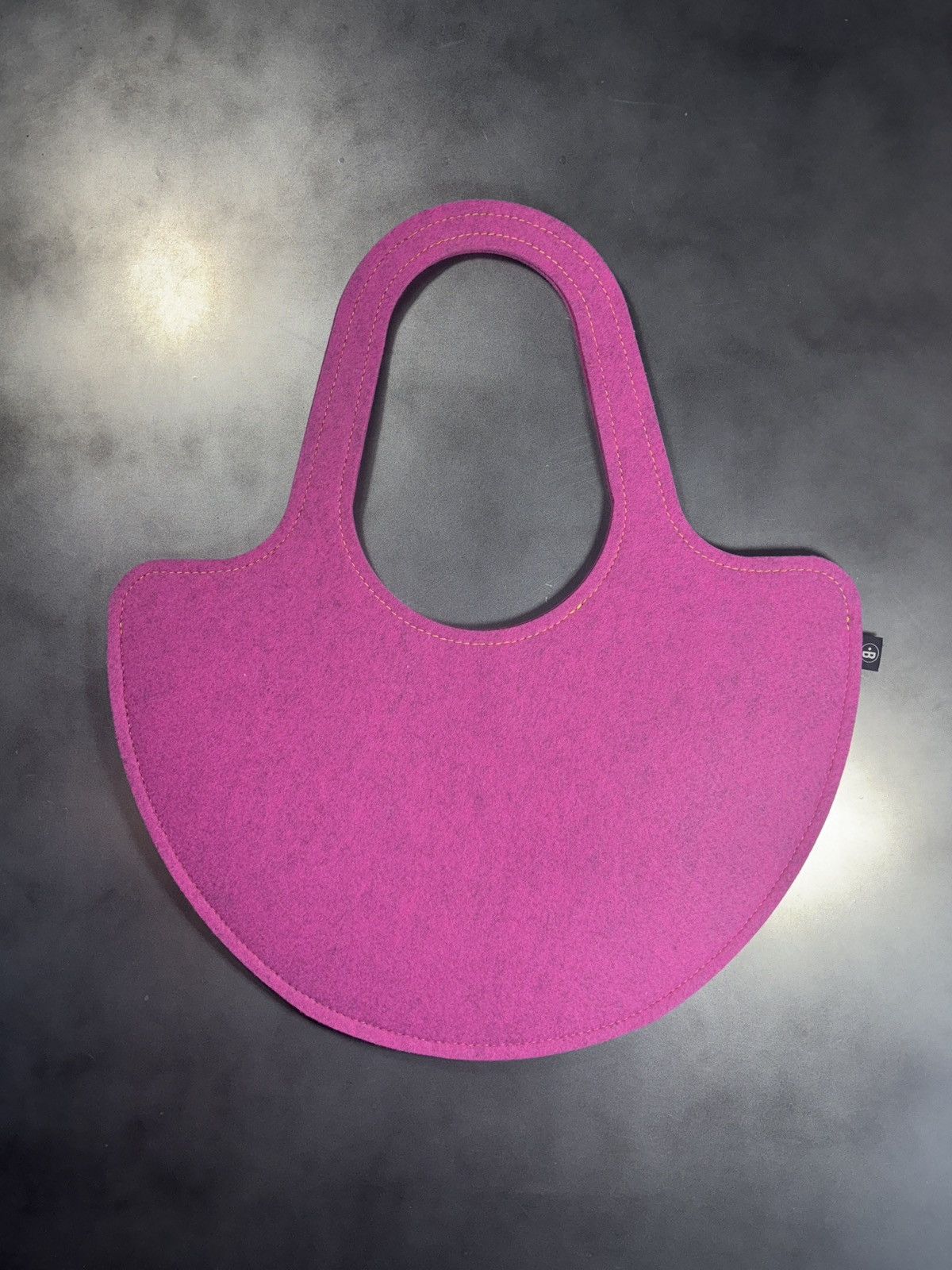 Other Felt Bag Oversized Tote Bag Felted Wool Pink Buzzi Space Size ONE SIZE - 1 Thumbnail