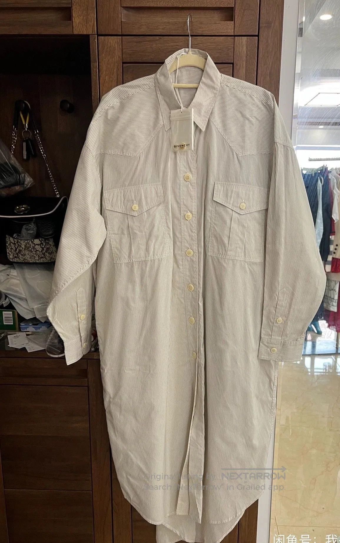 Givenchy Givenchy Silk Shirt Dress with Belt. Size US S / EU 44-46 / 1 - 3 Thumbnail
