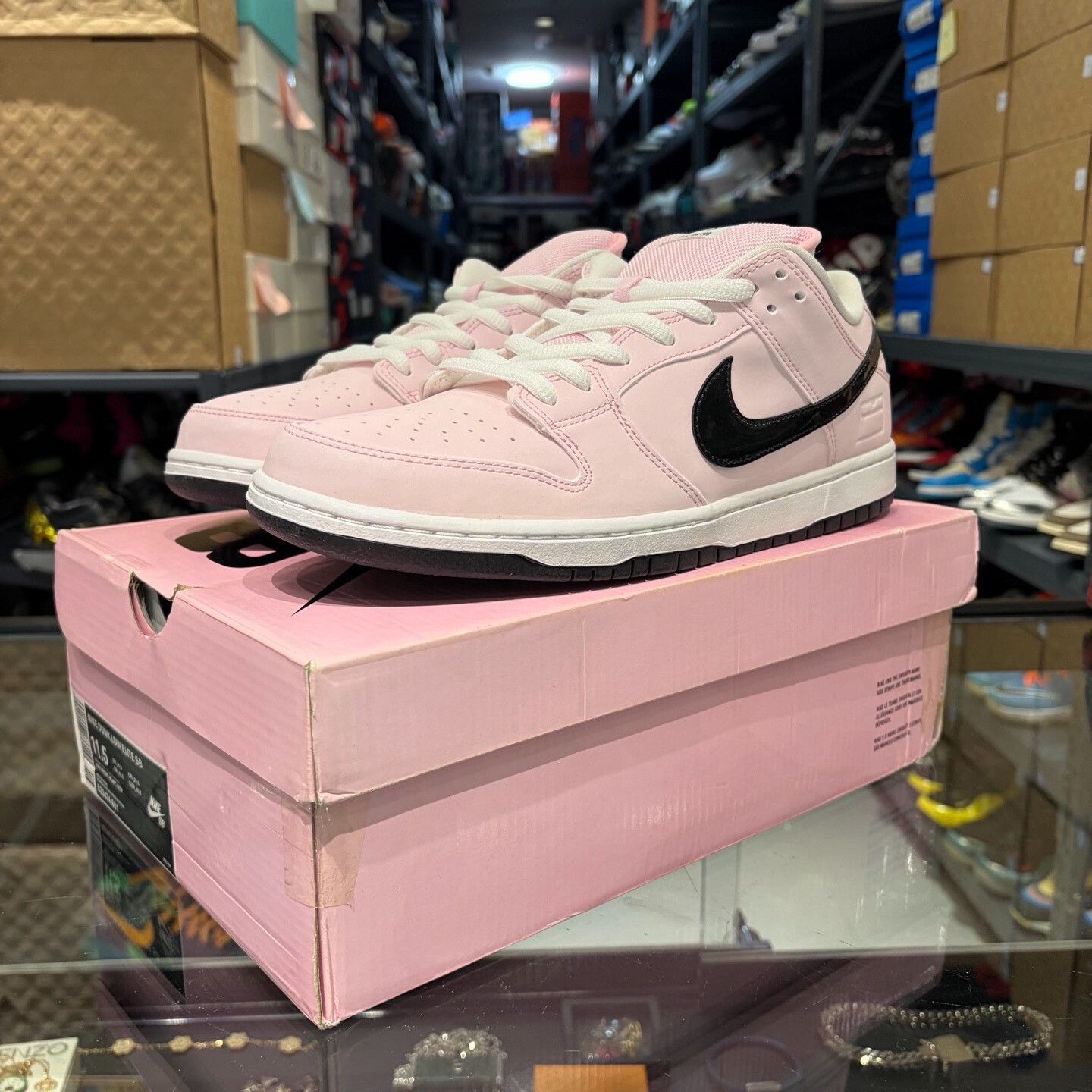 Nike Nike Pink Lowtop Sneakers 12 Men Size US 12 / EU 45 - 1 Thumbnail