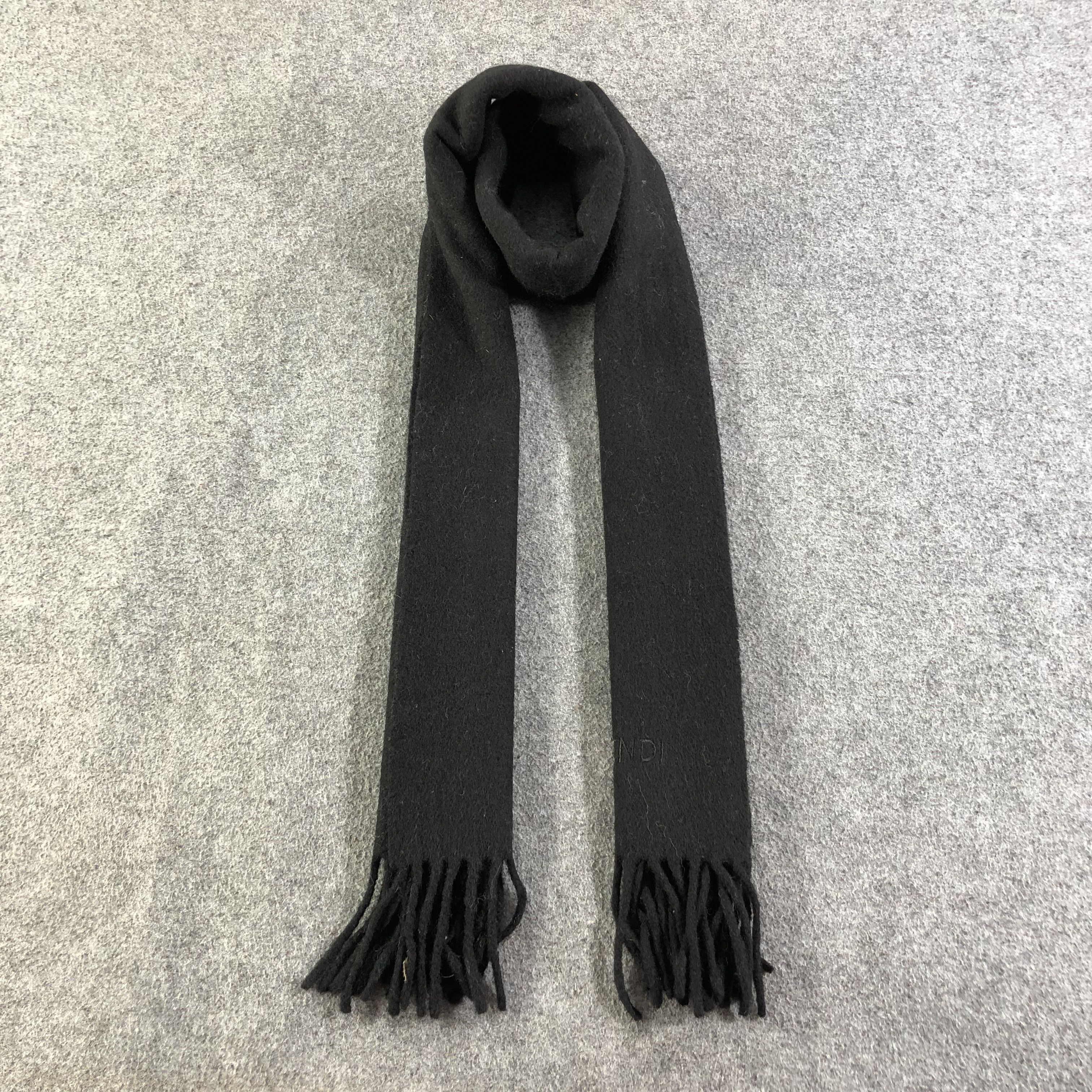 Fendi Fendi Plain Black Wool Scarf Muffler V1196 Size ONE SIZE - 1 Thumbnail