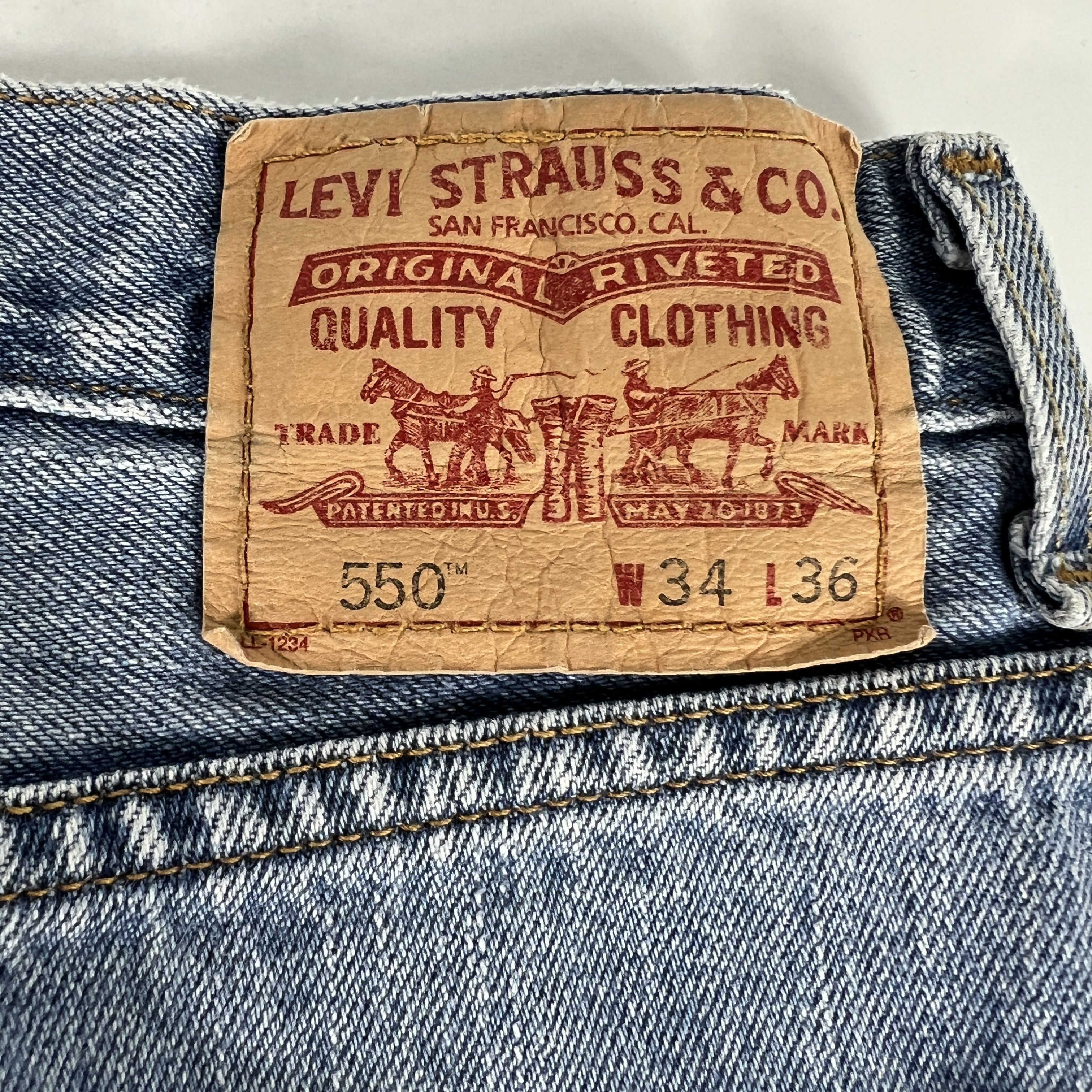 Levi's Y2K Levi's Jeans 550 Relaxed Fit Blue Faded Cotton Denim Size US 33 - 15 Thumbnail