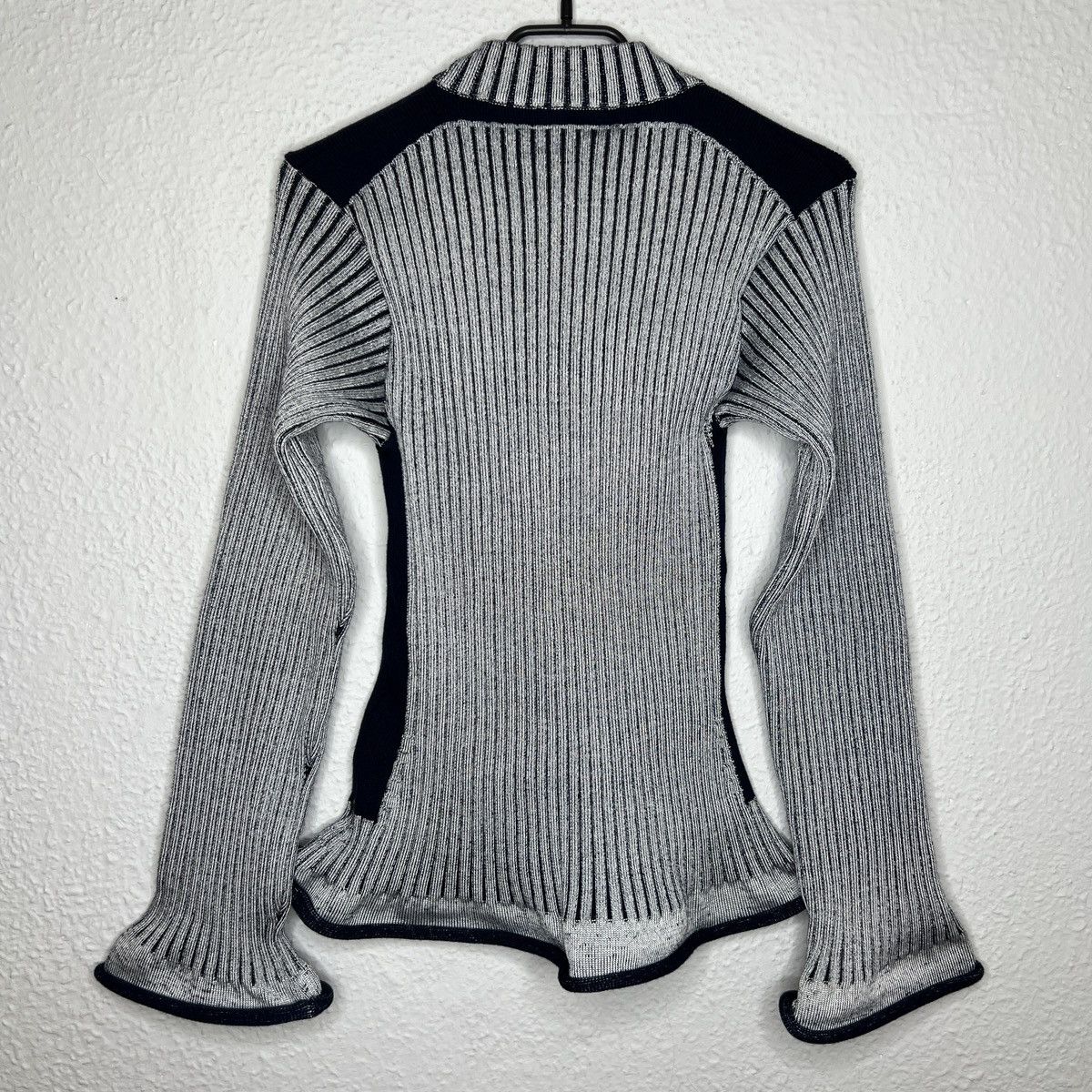 Louis Vuitton Louis Vuitton Sweater Knitwear Jumper Ribbed Flared Size M / US 6-8 / IT 42-44 - 7 Thumbnail