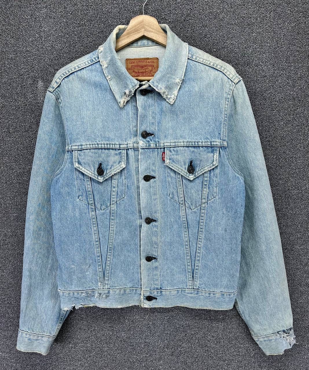 Levi's 90s Vintage 1997 Levi's 70503 04 Denim Trucker Jacket | Grailed