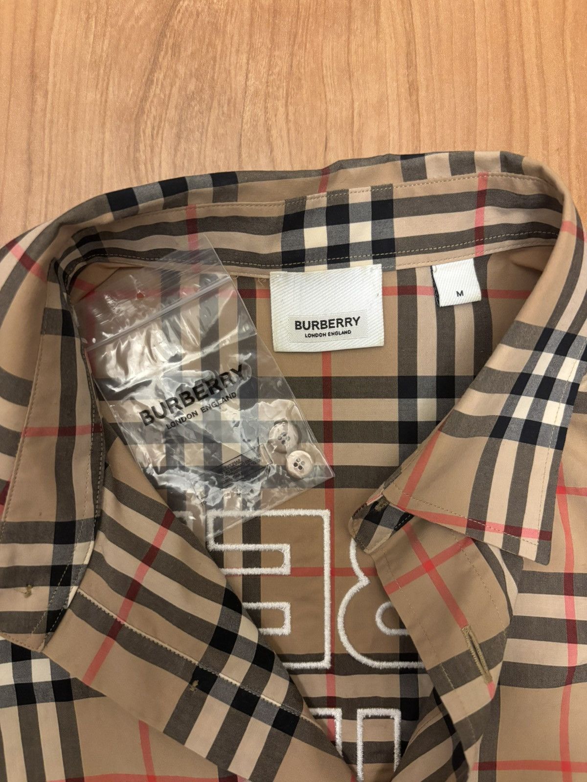 Burberry Burberry Checked Shirt Japan Exclusive Limited Edition Size US M / EU 48-50 / 2 - 3 Thumbnail