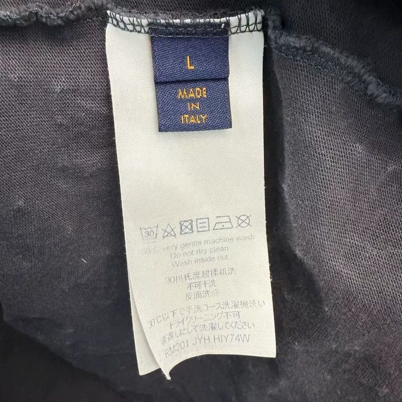 Louis Vuitton Louis Vuitton Monogram Flocked Full Logo Pocket Short Slee Size US L / EU 52-54 / 3 - 5 Thumbnail