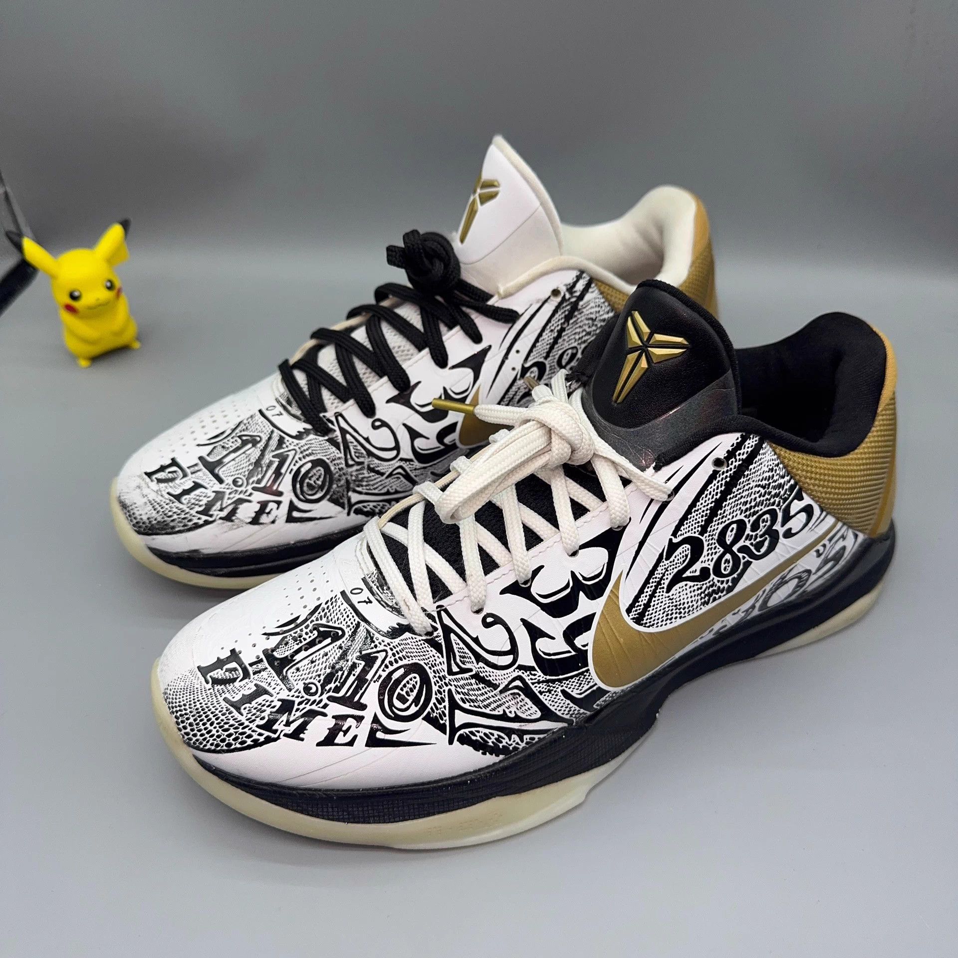 Nike Nike Kobe 5 Stage Black/White/Gold Size US 10 / EU 43 - 1 Thumbnail