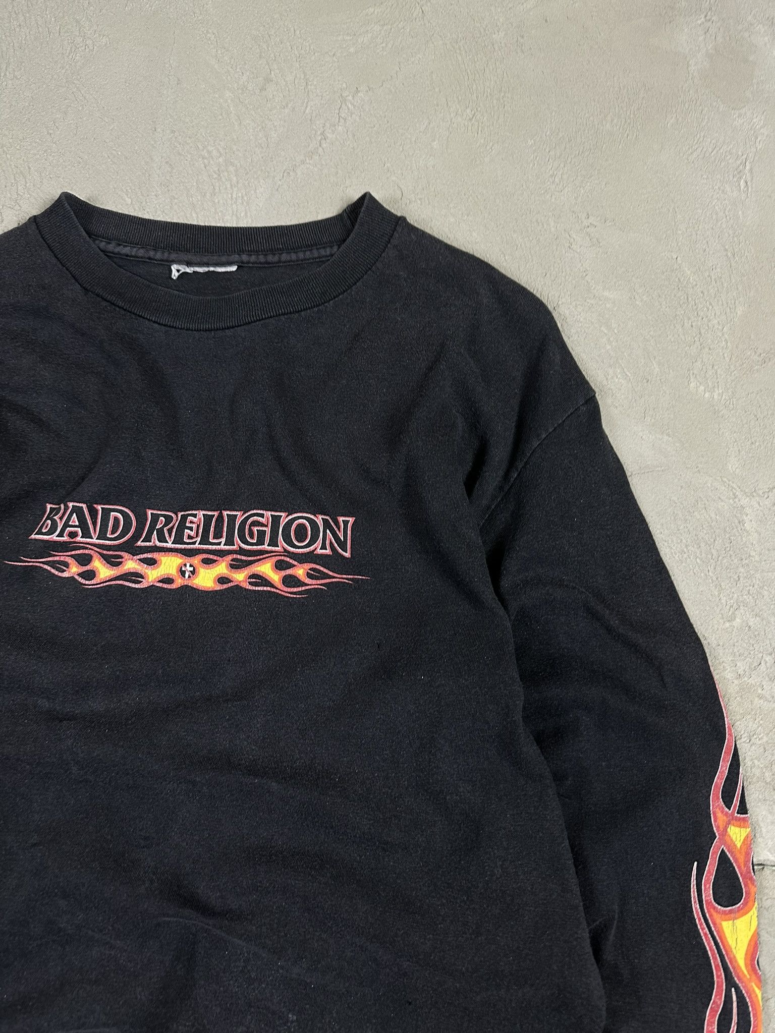 Band Tees 2000s Vintage Bad Religion Flame Rock Band Y2k T-shirt Size US XL / EU 56 / 4 - 8 Thumbnail