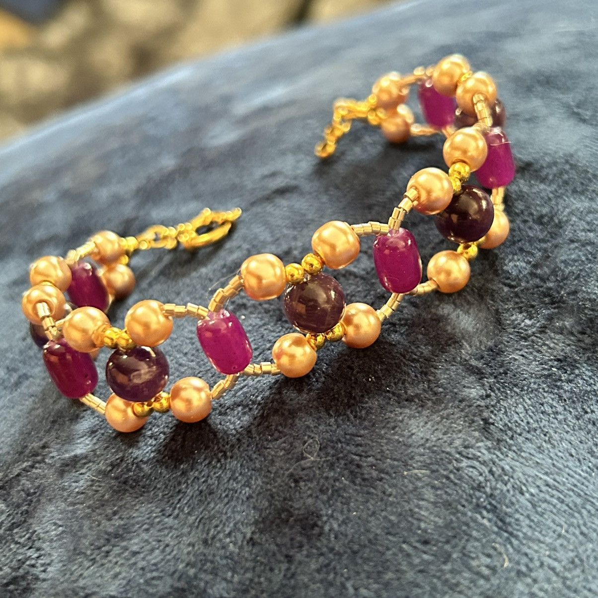 Handmade Handcrafted light champagne Czech glass pearl bracelet Size ONE SIZE - 5 Thumbnail