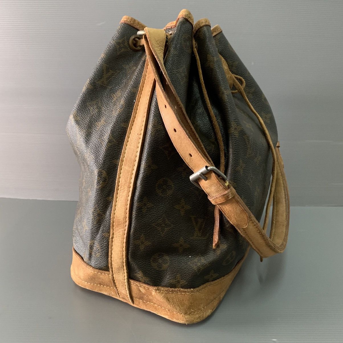 Louis Vuitton Louis Vuitton Bucket Vintage Bag Size ONE SIZE - 22 Thumbnail