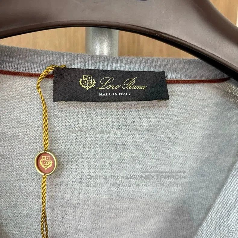 Loro Piana Loro Piana V-Neck Cashmere Sweater. Size US M / EU 48-50 / 2 - 3 Thumbnail