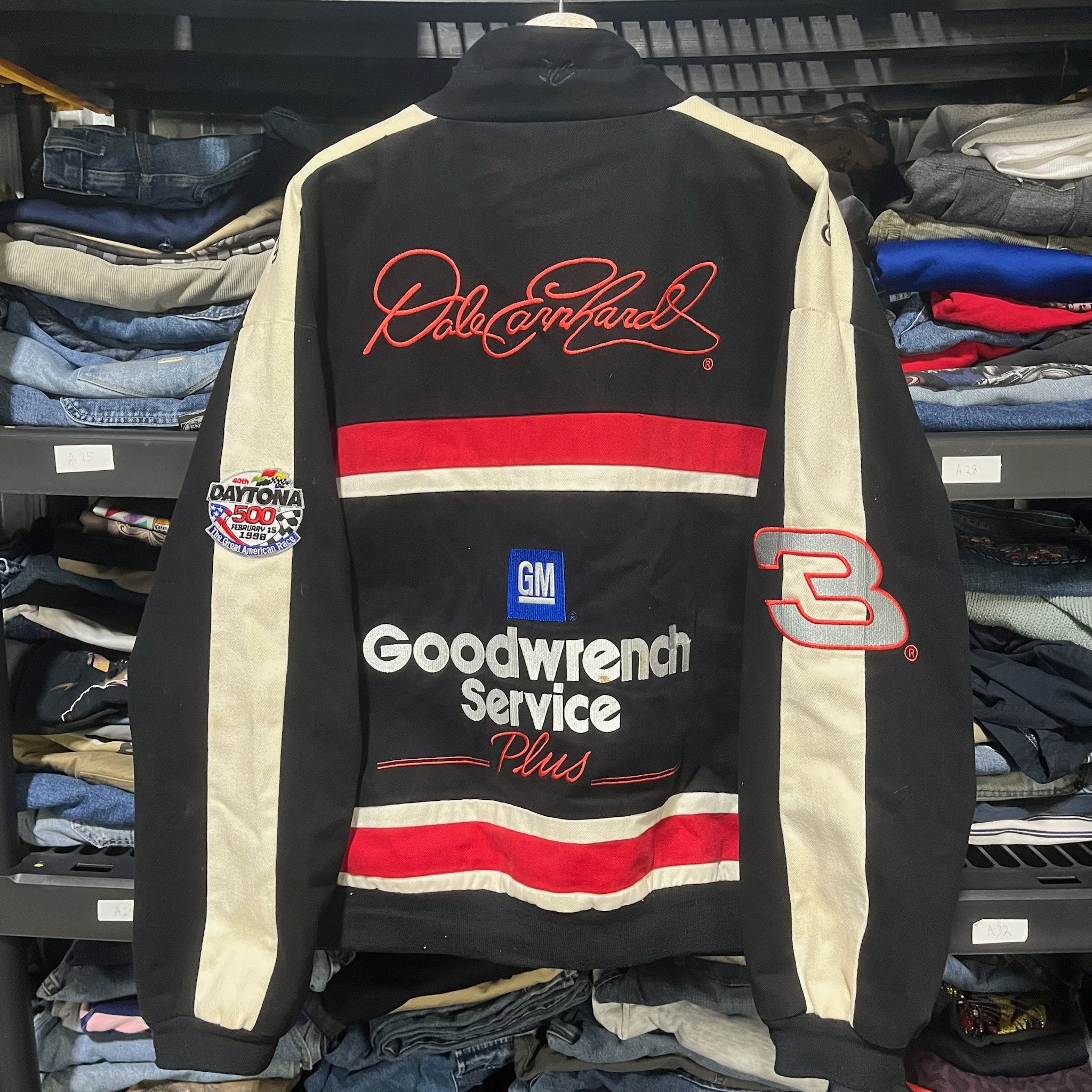Chase Authentics VINTAGE DALE EARNHARDT GOODWRENCH NASCAR 90s RACING JACKET Size US XL / EU 56 / 4 - 10 Thumbnail