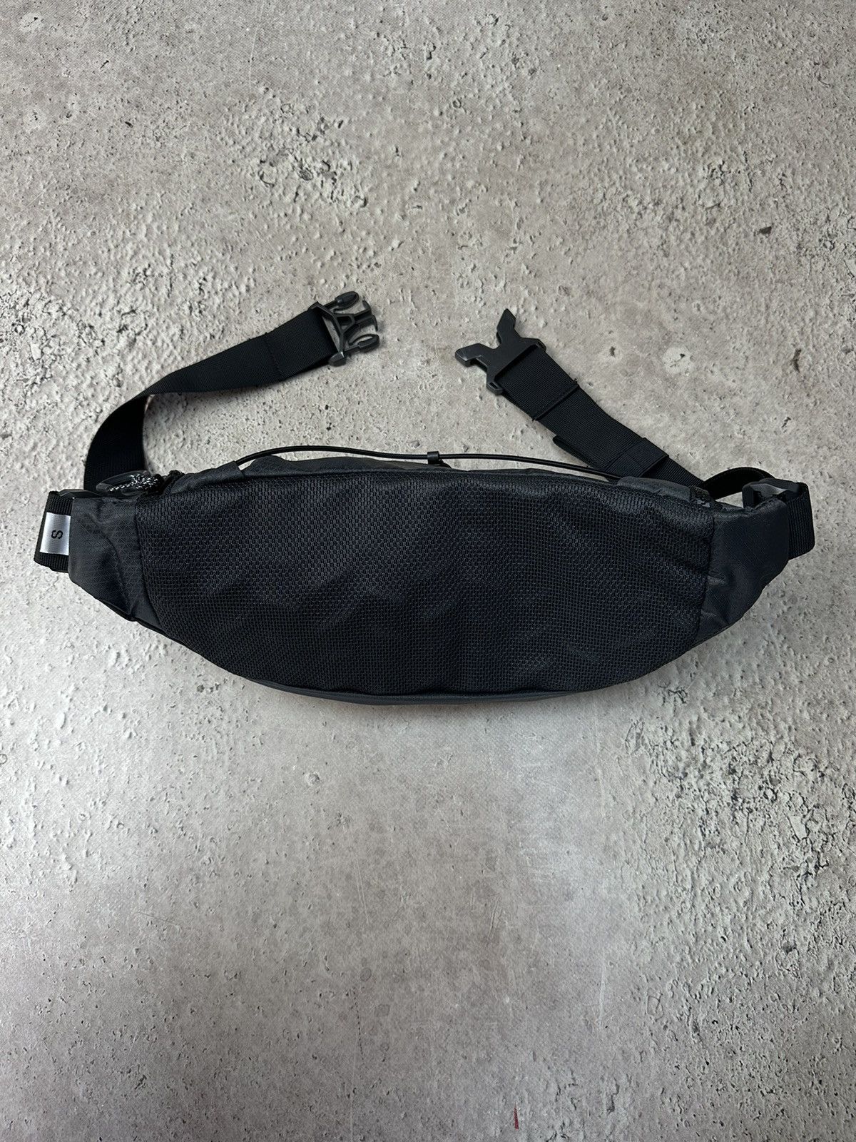 The North Face × Vintage The North Face Lumbnical Bag Black Sling Nylon Size ONE SIZE - 9 Thumbnail