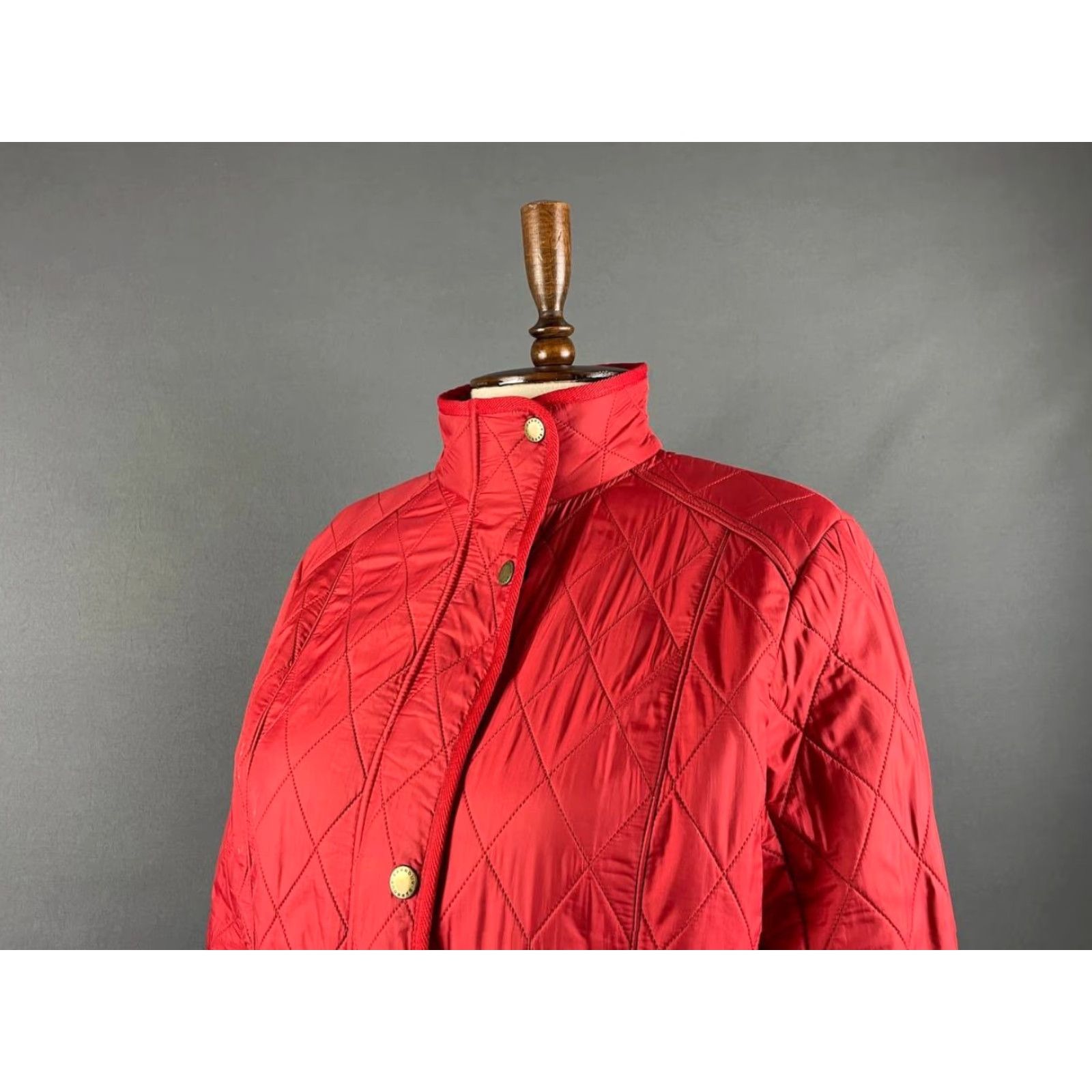 Barbour Barbour Jacket Womens Size 40 Red Long Sleeve Full Zip Pockets 40 Barbour Womens Jacket Red Long Sleeve Zip Pockets Regular Fit Adult Womens Size S / US 4 / IT 40 - 4 Thumbnail