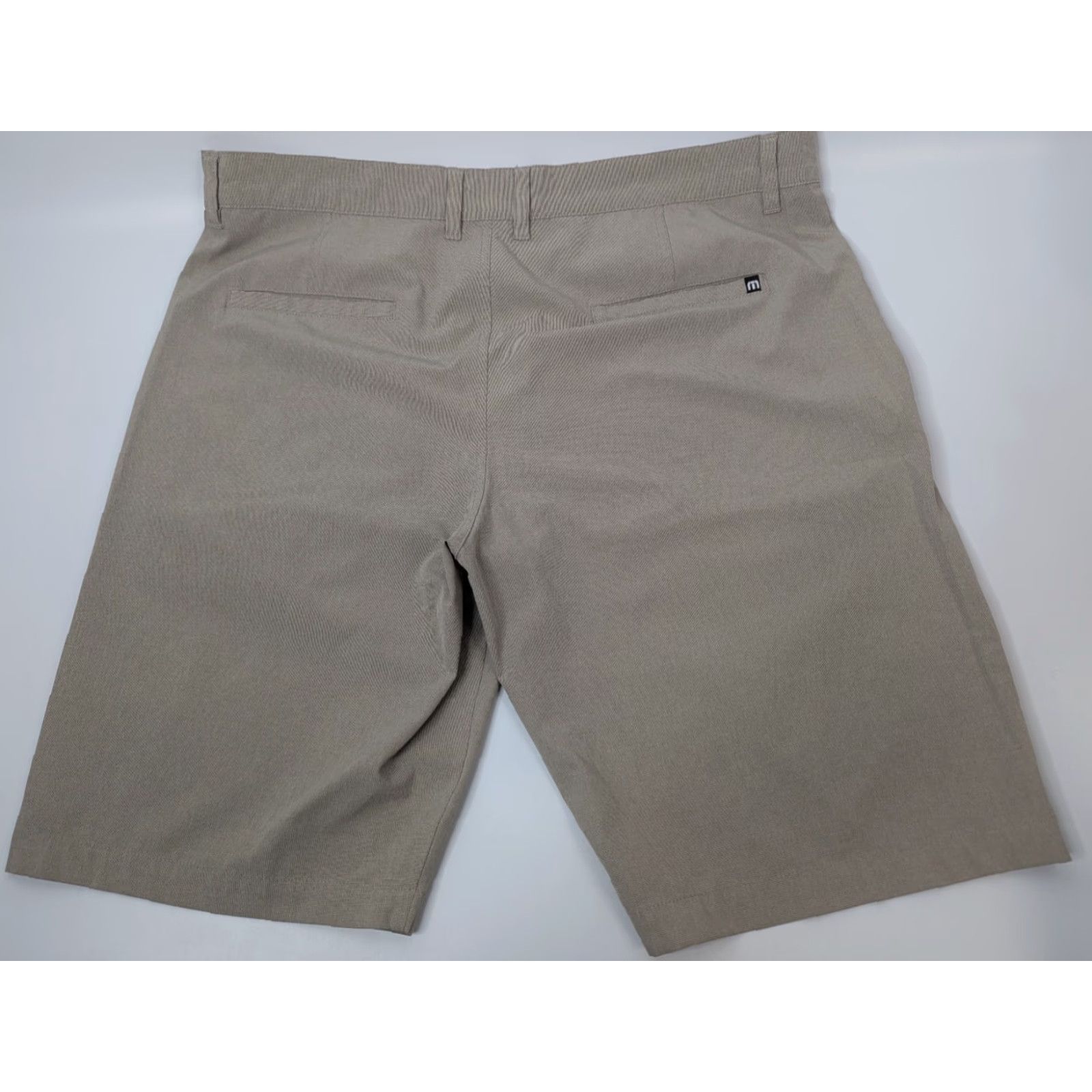 TravisMathew Travis Matthew Shorts Mens 38 Tan Taupe Lightweight Stretch Chino Golf Casual Travel Workwear Summer MENS Size US 38 / EU 54 - 2 Thumbnail