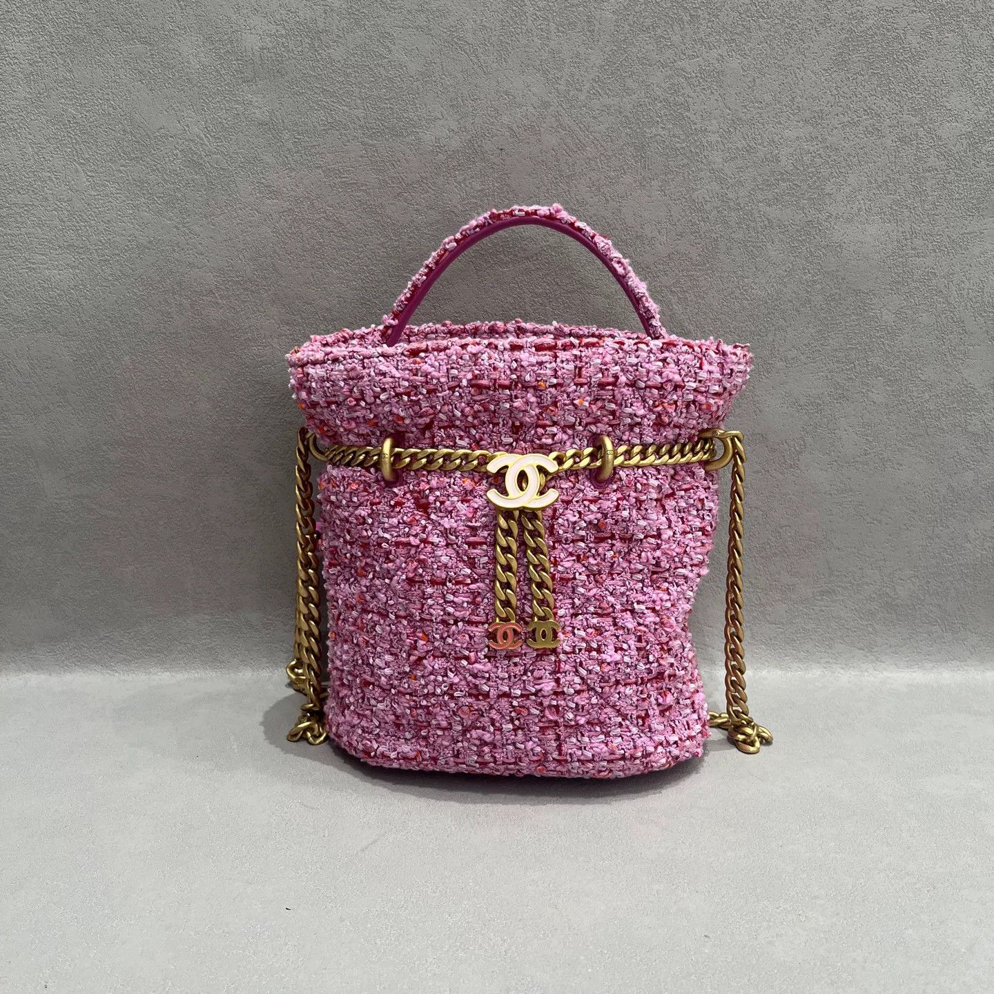 Chanel Pre-loved Bag Very good condition Size ONE SIZE - 1 Thumbnail