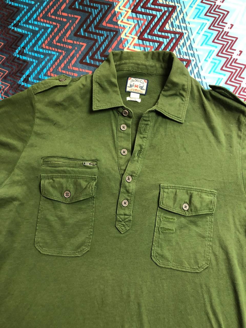 Diesel Streetwear T-Shirt Diesel logo Y2K Vintage green polos Size US L / EU 52-54 / 3 - 6 Thumbnail