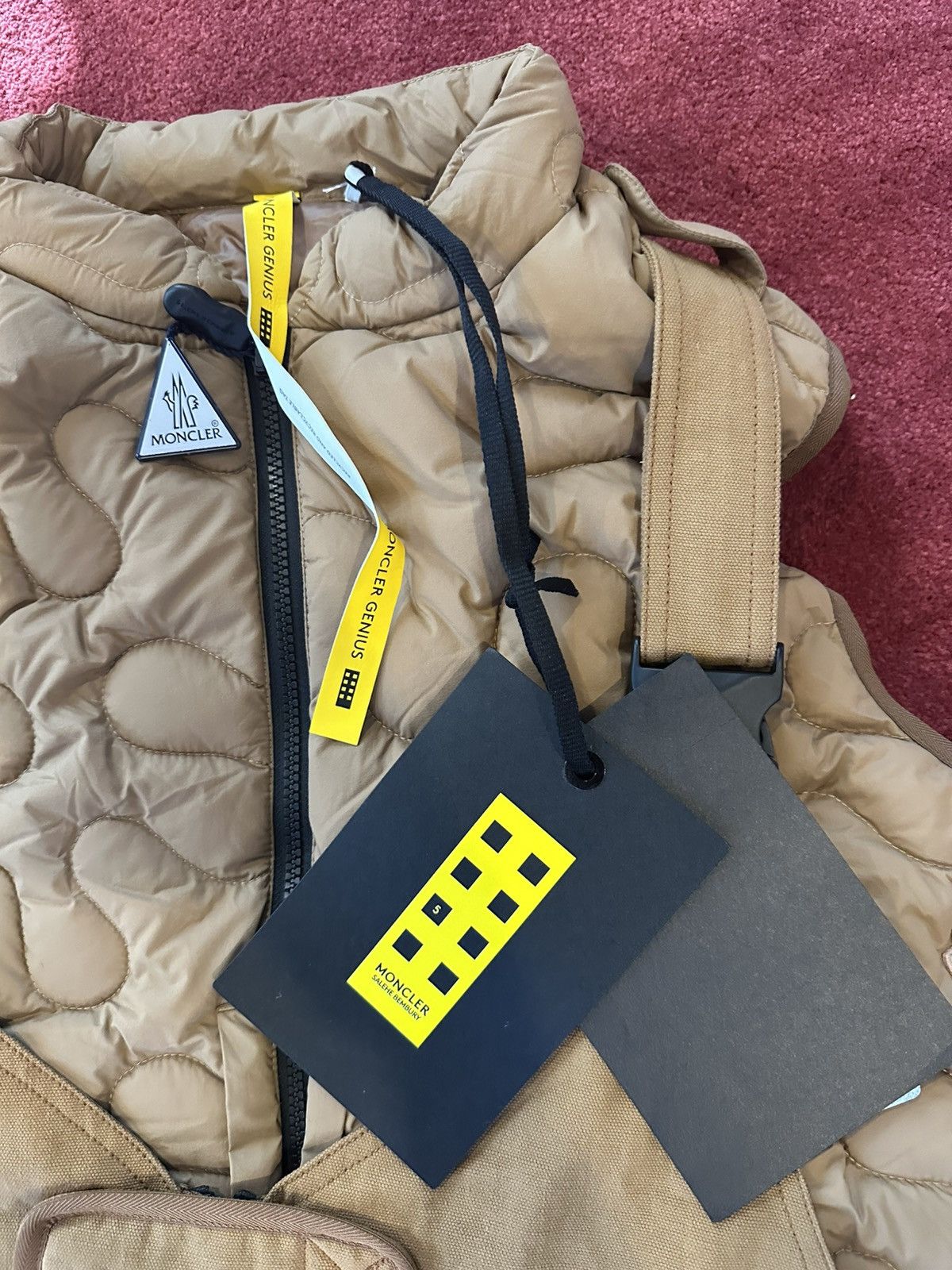 Moncler Genius × Salehe Bembury Moncler x Salehe Bembury Sierpinski Down Vest Size US XL / EU 56 / 4 - 19 Thumbnail