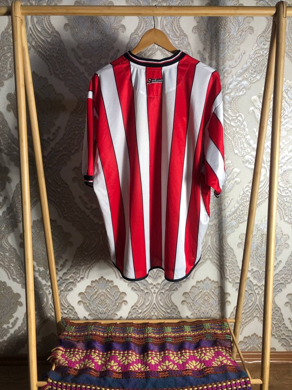 Vintage Very Rare FC Southampton England Retro Soccer Jersey Y2K 90s Size US XL / EU 56 / 4 - 11 Thumbnail