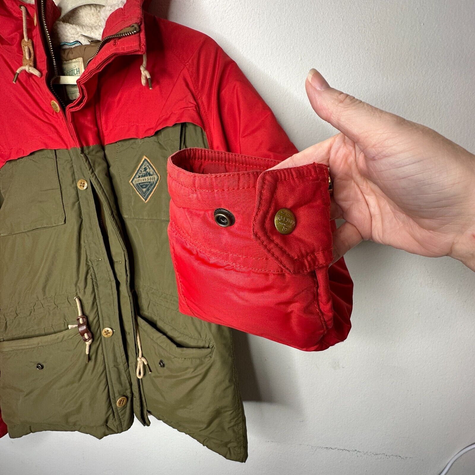 Scotch & Soda Scotch & Soda Olive & Red Front Zip Hooded Heavy Jacket M Size M / US 6-8 / IT 42-44 - 4 Thumbnail