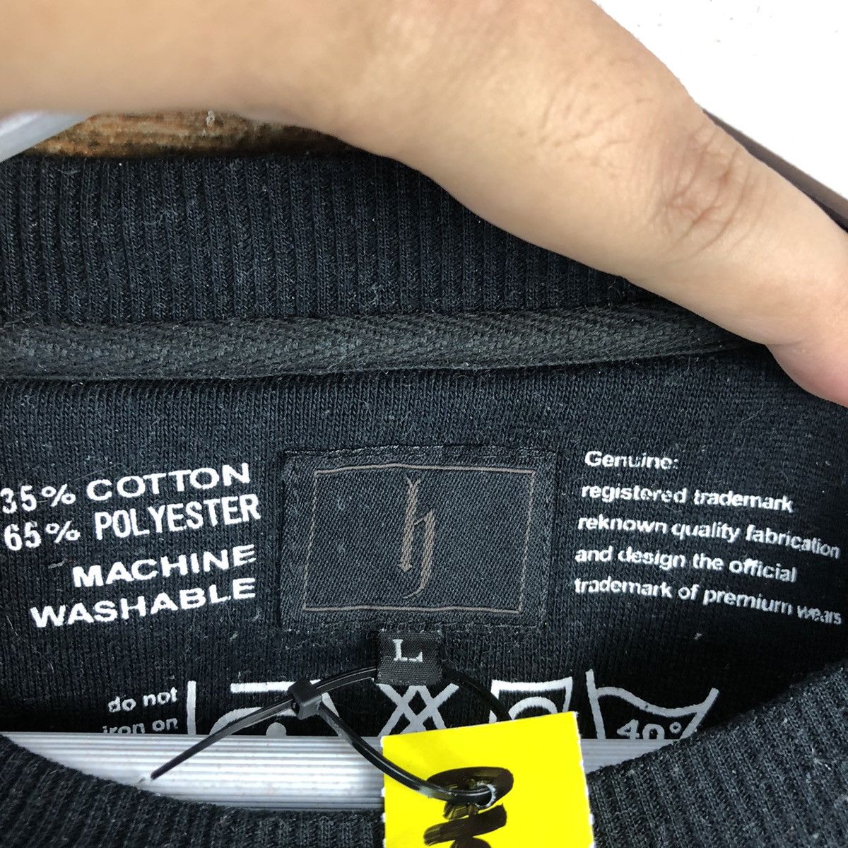 Japanese Brand Hurley black Sweatshirt #A1909 Size US L / EU 52-54 / 3 - 12 Thumbnail