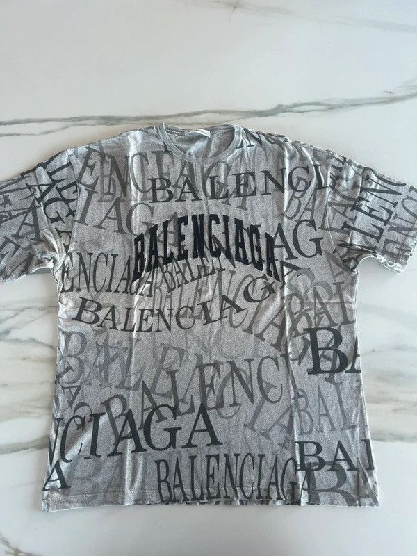 Balenciaga Balenciaga monogram t shirt Size US XS / EU 42 / 0 - 1 Thumbnail
