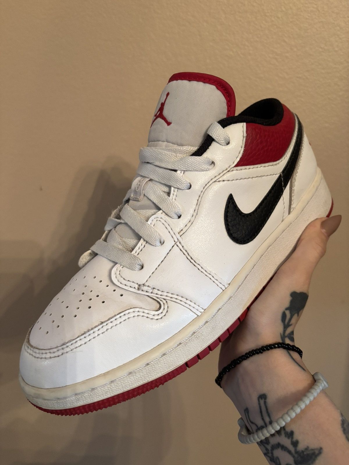 Jordan Brand Air Jordan 1 Low GS 'White Gym Red' Size US 5 / EU 37 - 1 Thumbnail
