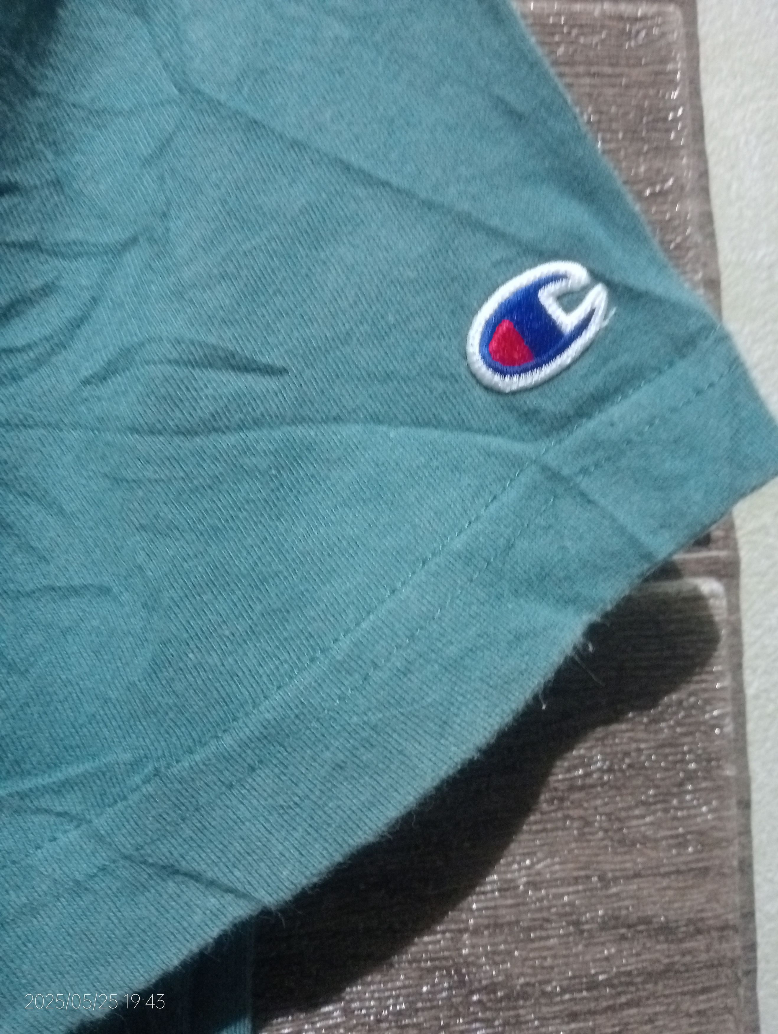 Champion Vintage Champion Spellout Tee Very Rare Size US L / EU 52-54 / 3 - 9 Thumbnail