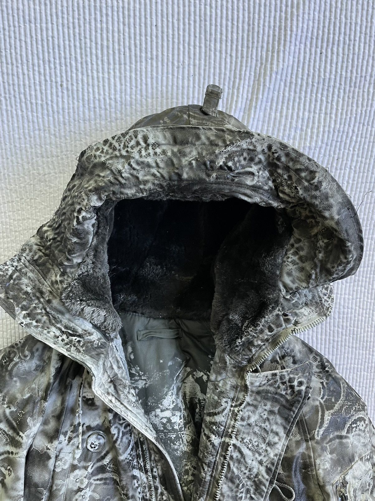 Handmade Heavy Parka in Floral Noir Size US L / EU 52-54 / 3 - 8 Thumbnail