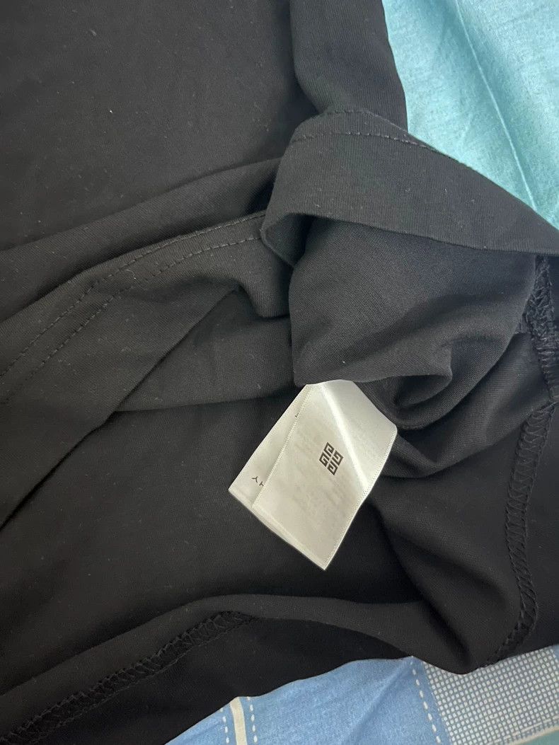 Givenchy Givenchy Black short-sleeved T-shirt, XS size Size US XS / EU 42 / 0 - 4 Thumbnail