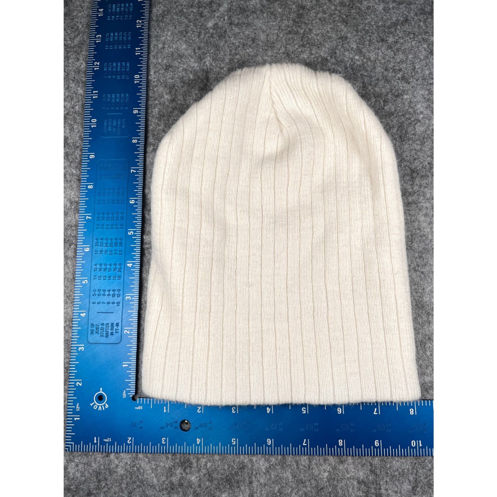 Vintage Time And Tru Beanie One Size White Knit Hat Womens - Beanie, Toque, Ski Outdoor, Lightweight, Adjustable, Polyester Blend, Adult Women Size ONE SIZE - 3 Thumbnail