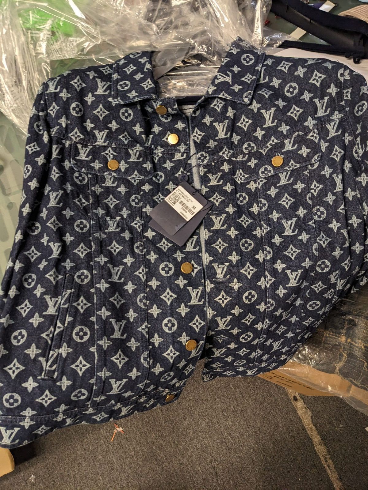 Louis Vuitton LOUIS VUITTON X KIM JONES DENIM MONOGRAM JACKET Size US L / EU 52-54 / 3 - 5 Thumbnail