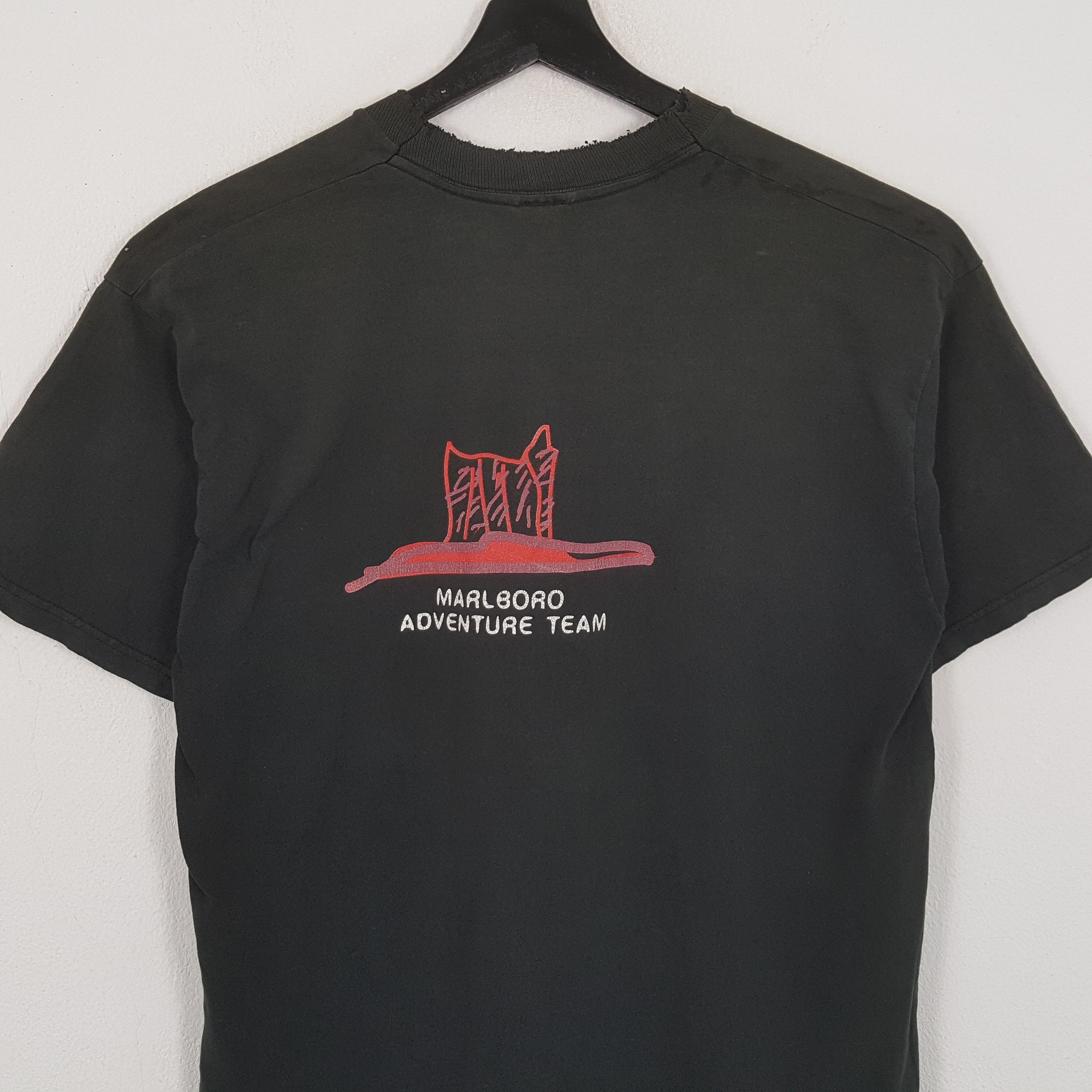 Marlboro × Vintage MARLBORO ADVENTURE TEAM Distressed Tshirt Size US L / EU 52-54 / 3 - 4 Thumbnail